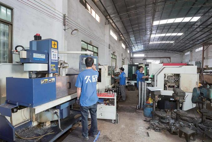 Foshan Jiuxin Machinery Co., Ltd. ligne de production en usine 2